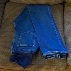Old navy maternity jeans